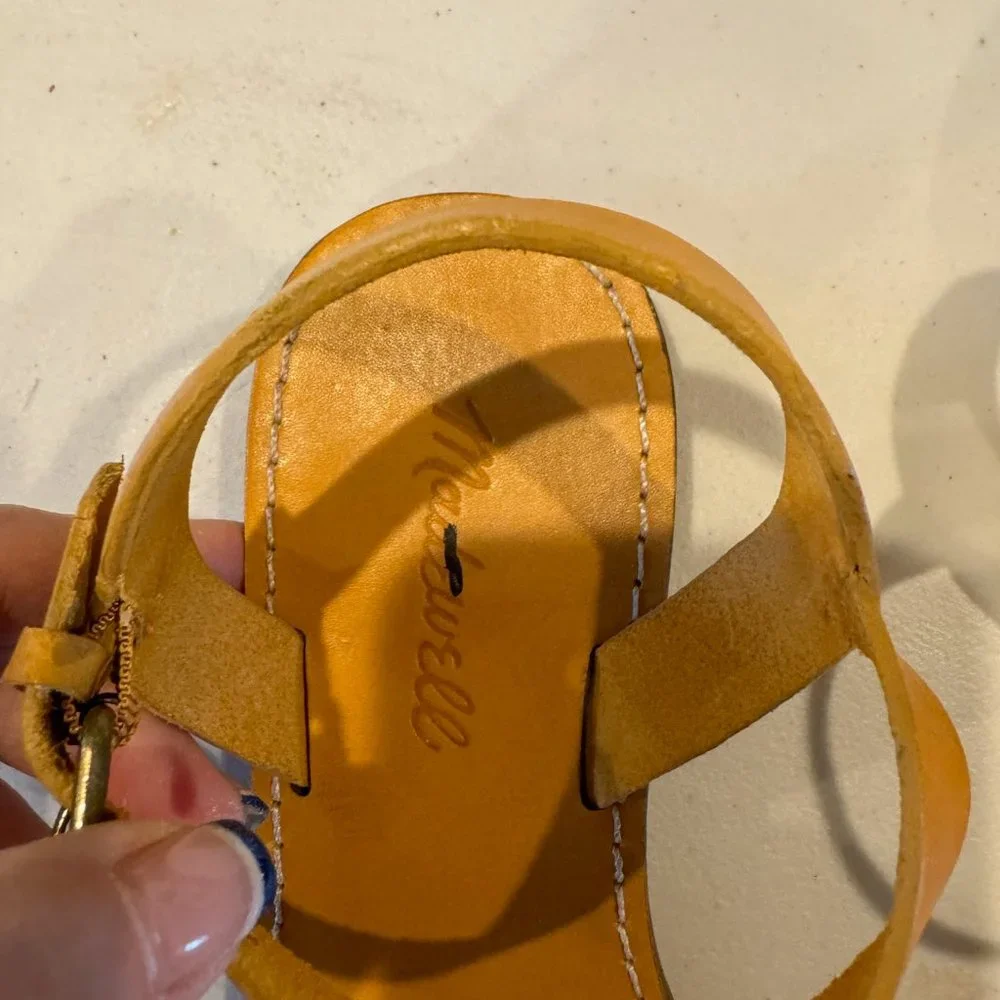WOMEN'S LEATHER SANDALS - Picture 4 of 5